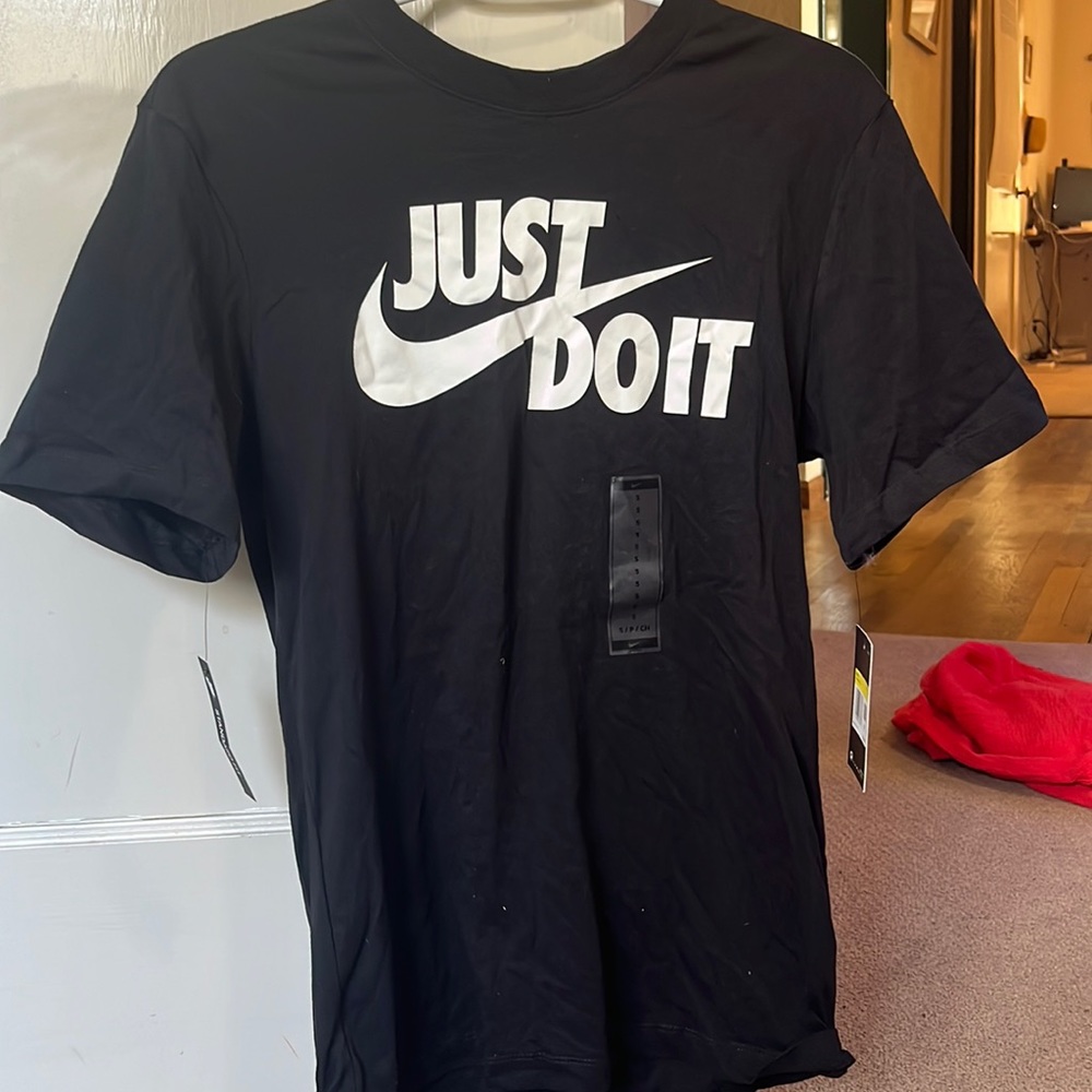 Men’s Nike T-Shirt